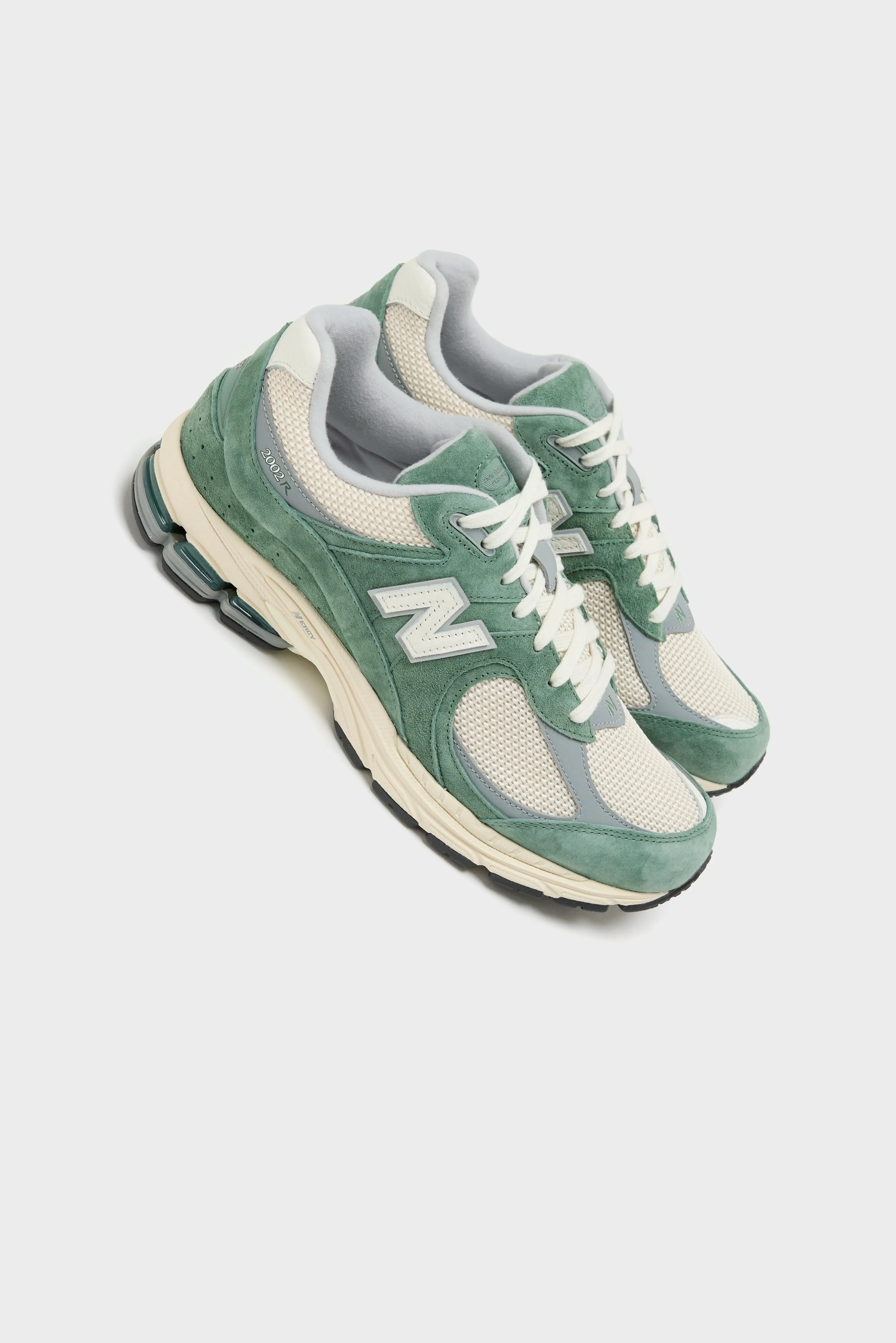 2002R for Men (251 / M / GREY)