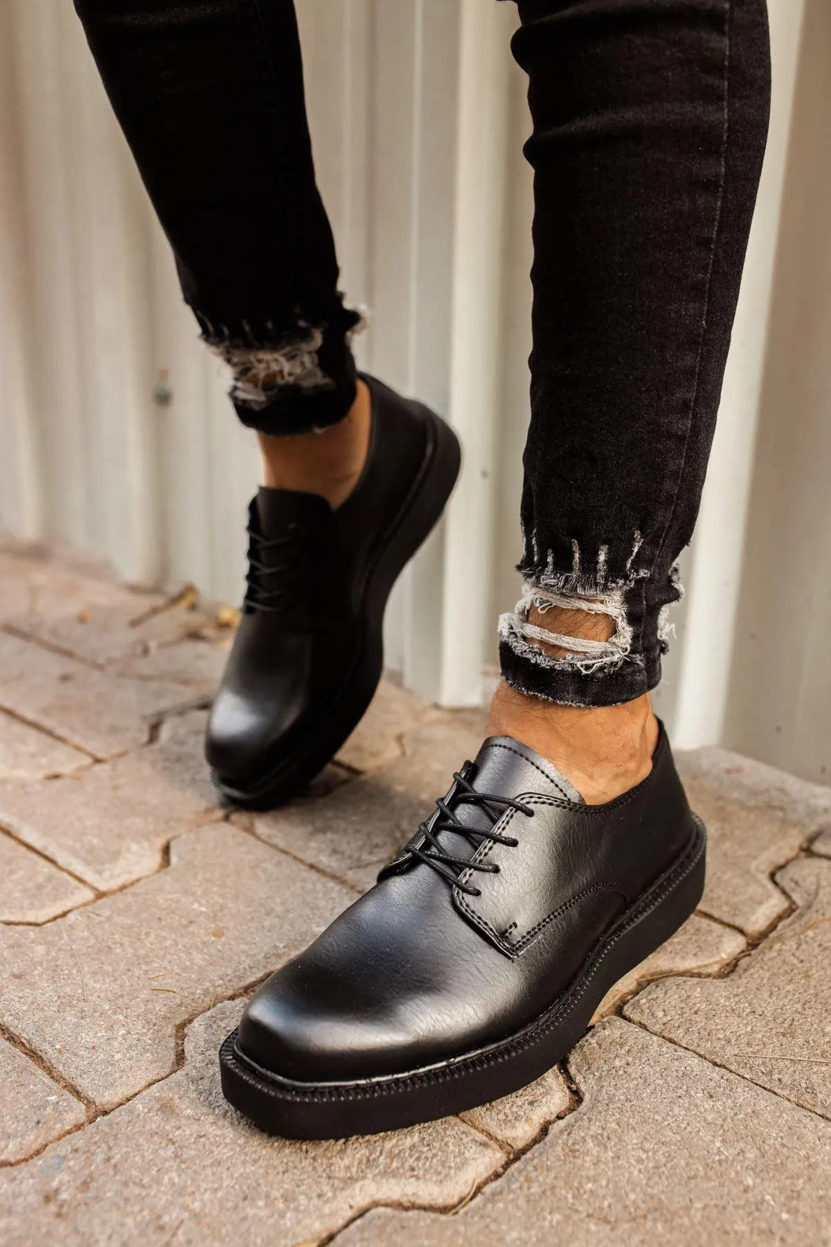 CH001 Men's Full Black Classic Sneaker Shoes