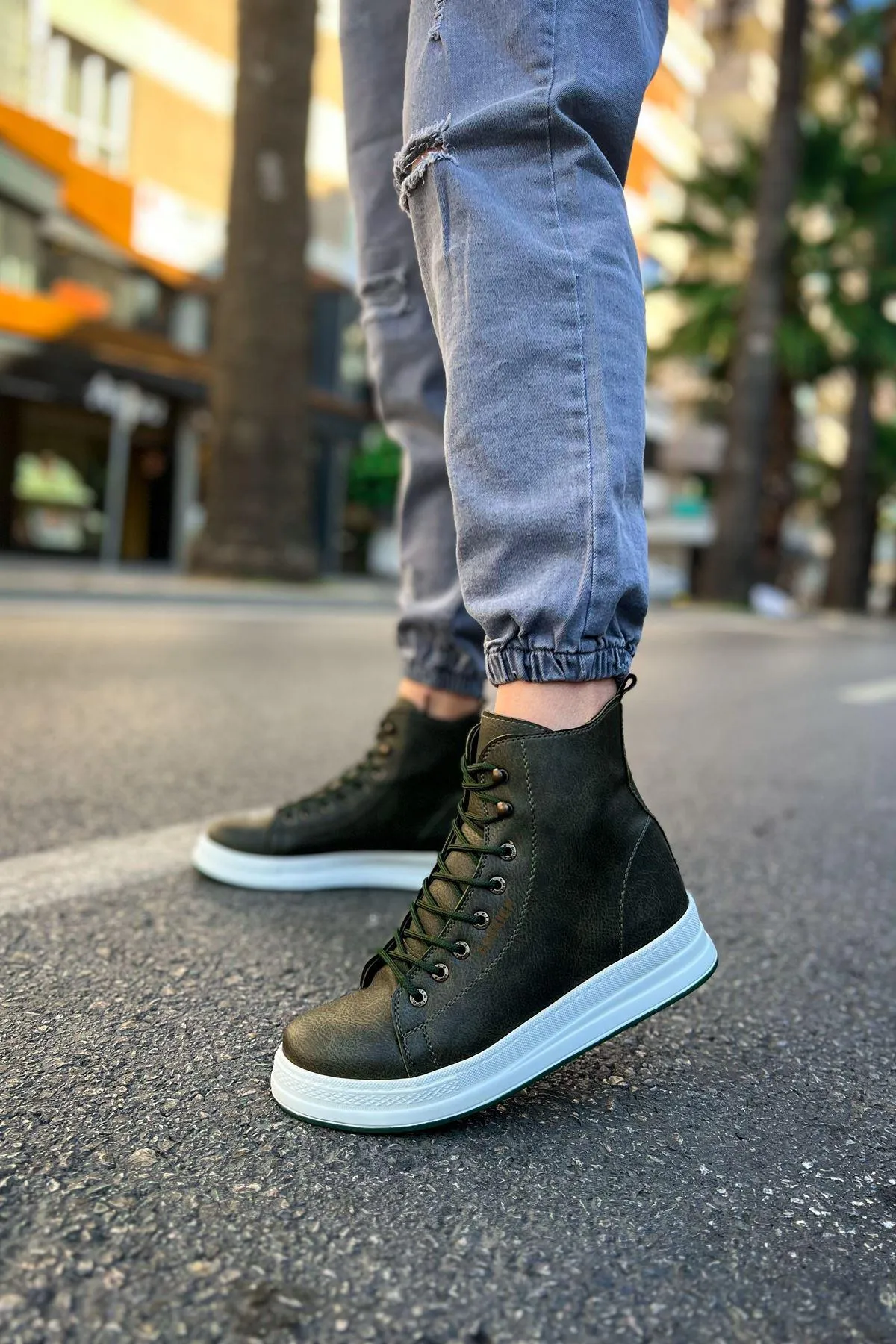 CH055  Mens Sneaker Boots