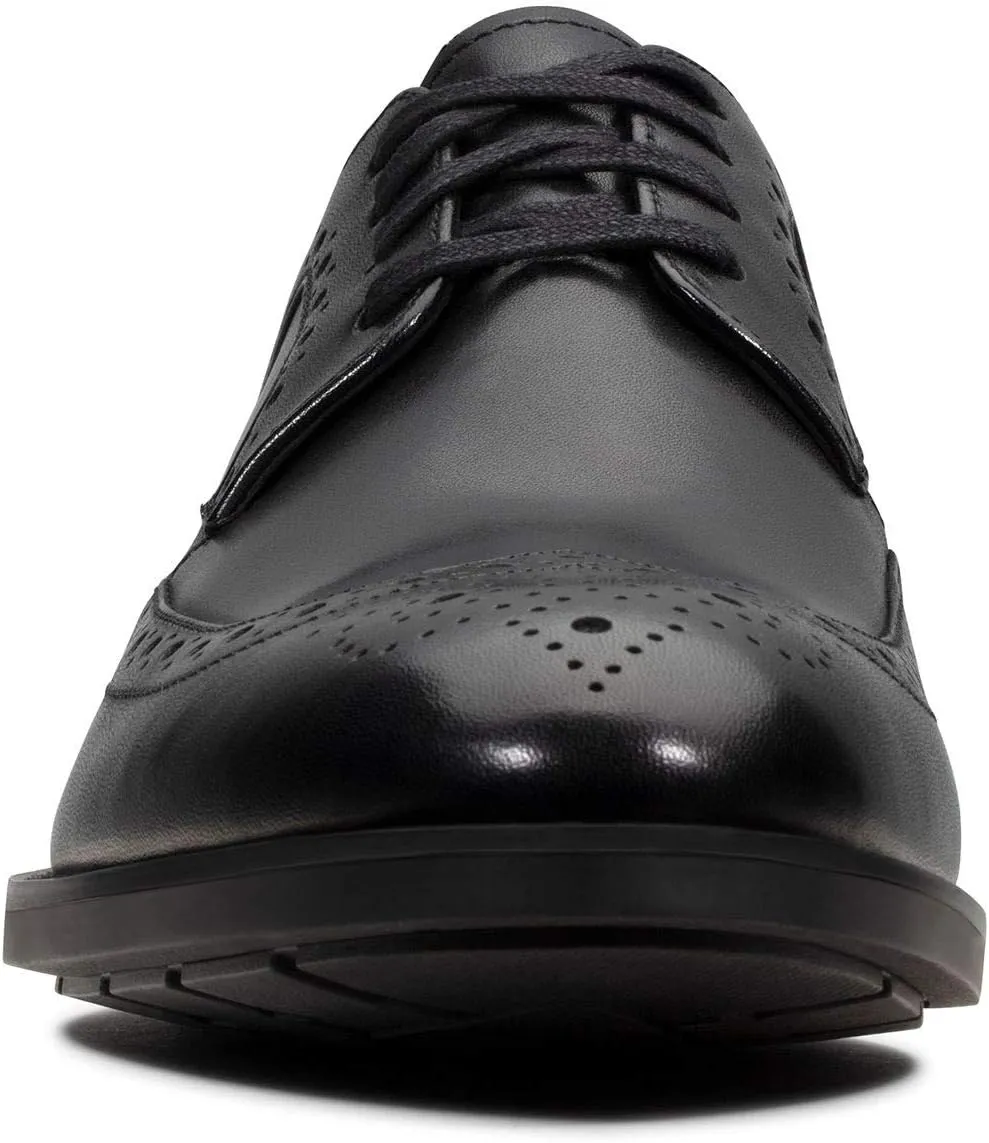 Clarks Men's Wingtip Oxford