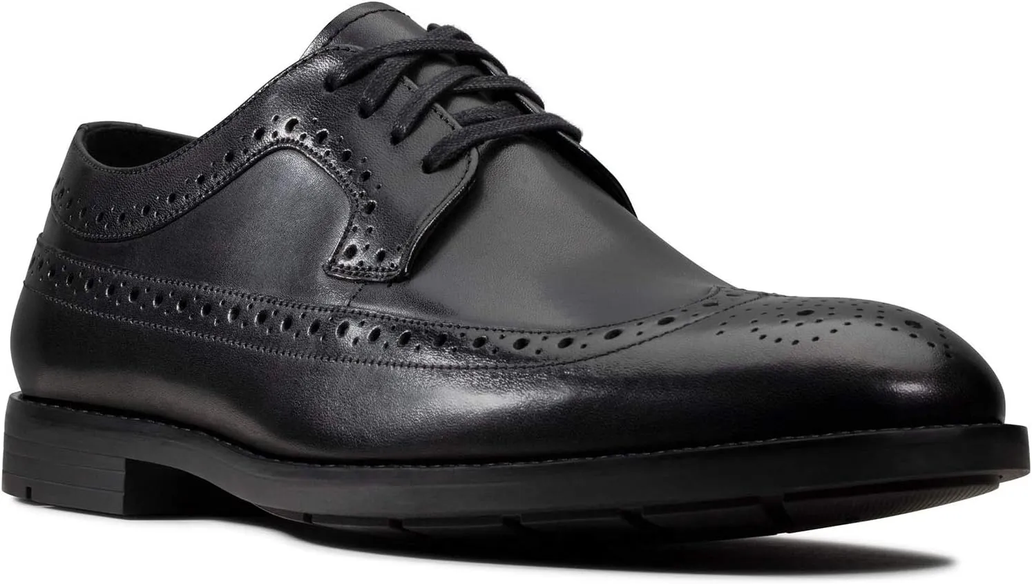Clarks Men's Wingtip Oxford