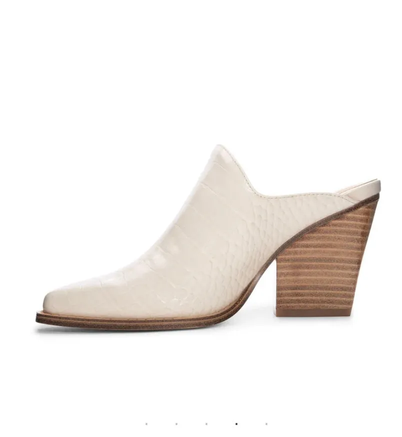 Crinkle mule