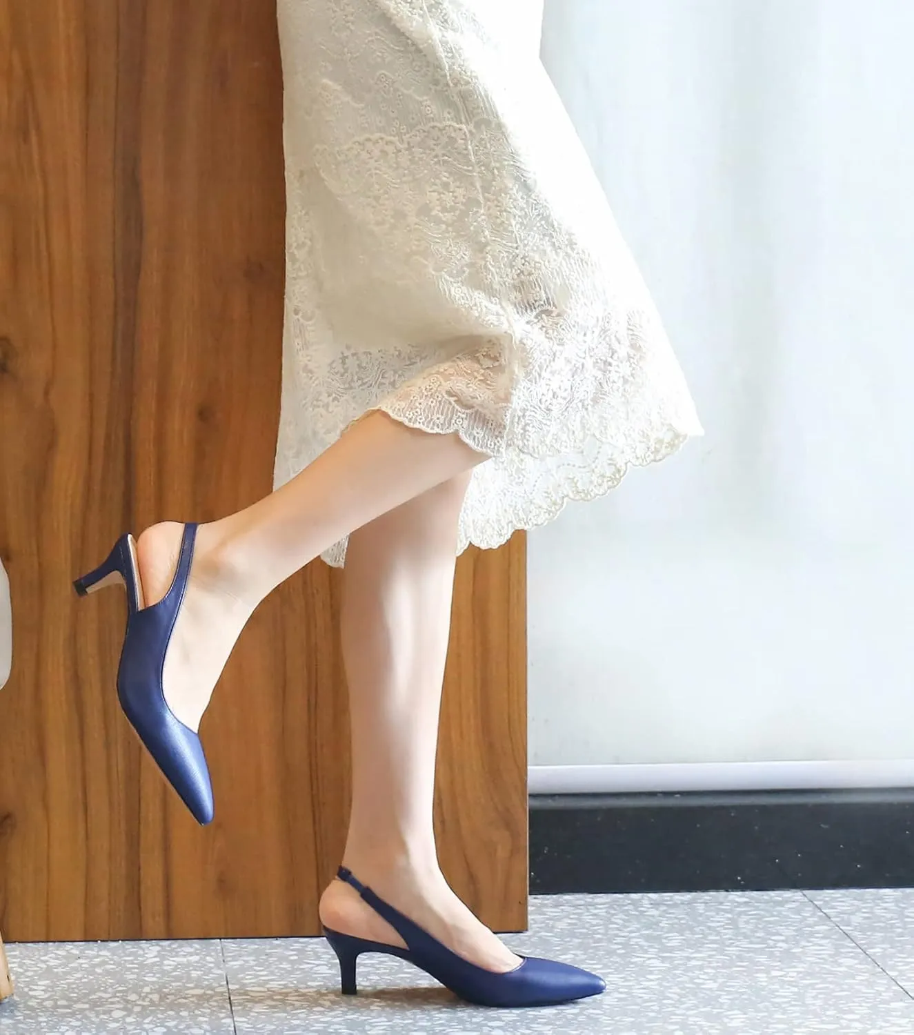 DADAWEN Women's Pointed Toe Slingback Kitten Heel Wedding Party Dress Pump Shoes
