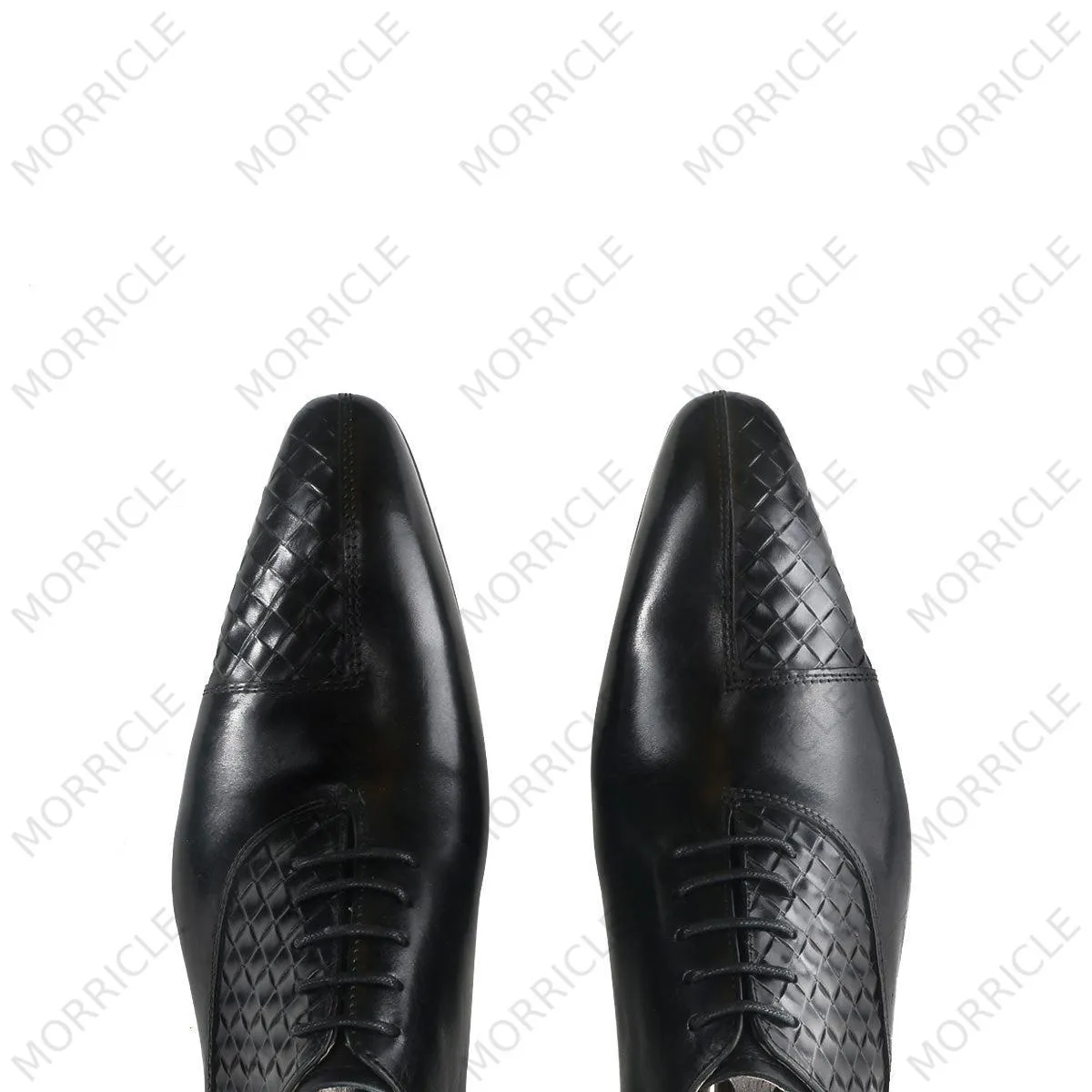 Elegant Oxford Shoes with Woven Pattern