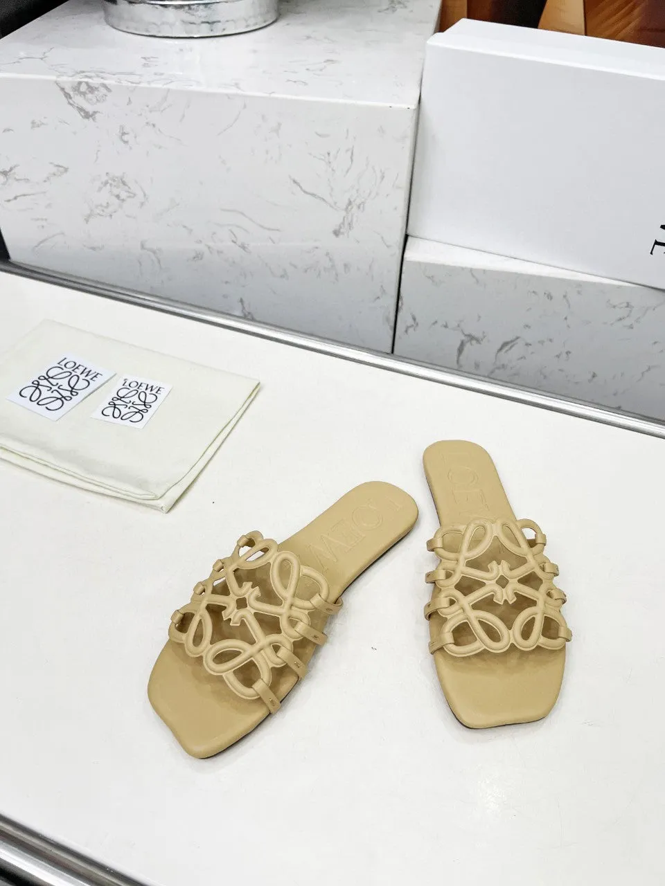 Flat Gate Anniversary sale Wholesale deals Mule Loewe