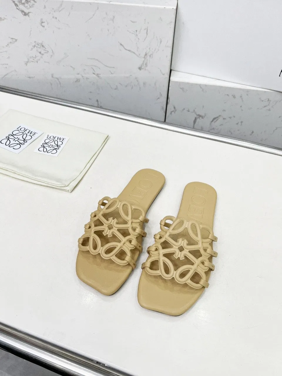 Flat Gate Anniversary sale Wholesale deals Mule Loewe