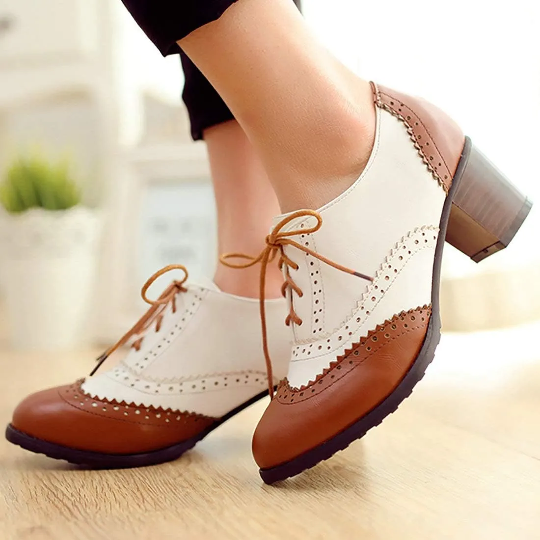 MAVMAX Women's Wingtip Oxford Brogues Retro Mid Chunky Heel Pumps