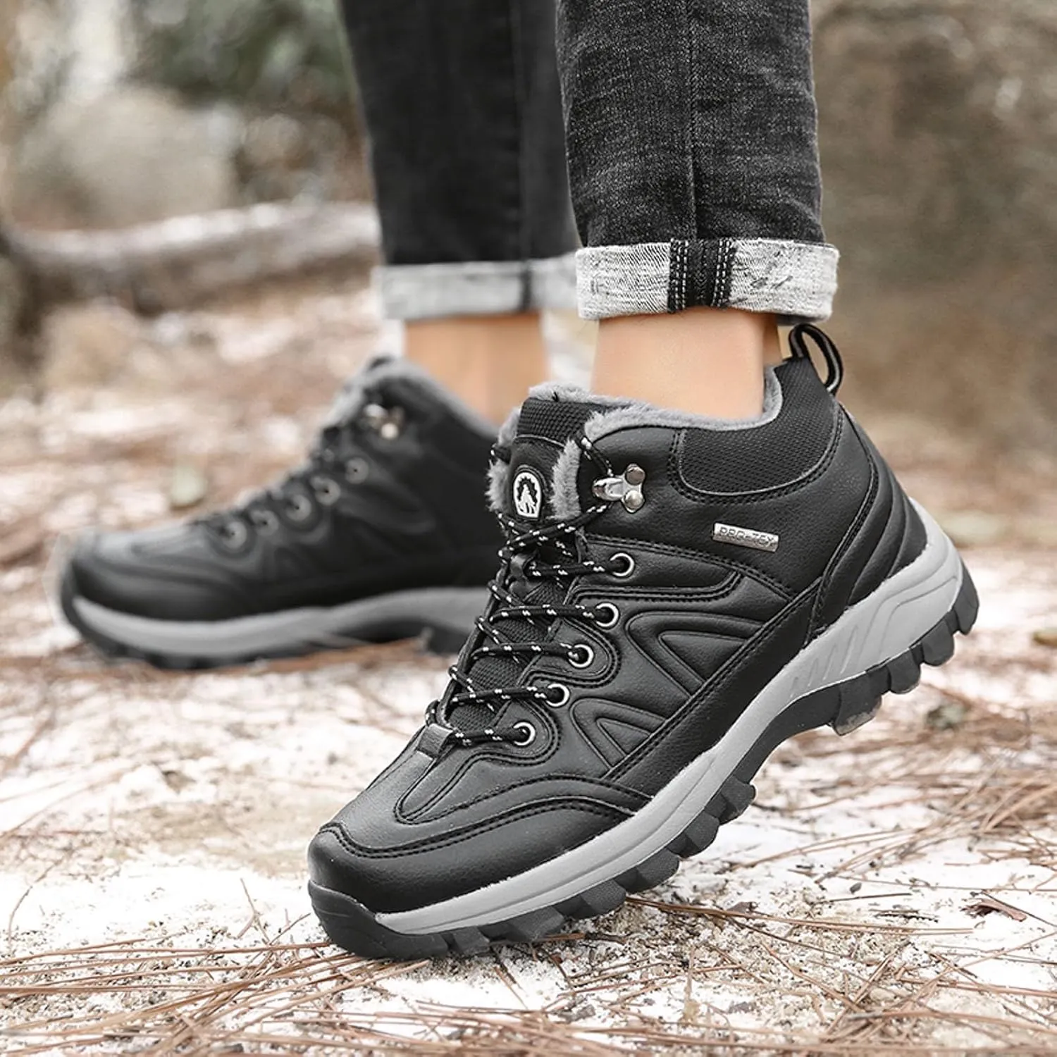 Men Winter Sneakers Outdoor Shoes Padded Warm Cotton Shoes Lightweight Hiking Shoes Large Size Men Casual Shoes Suede