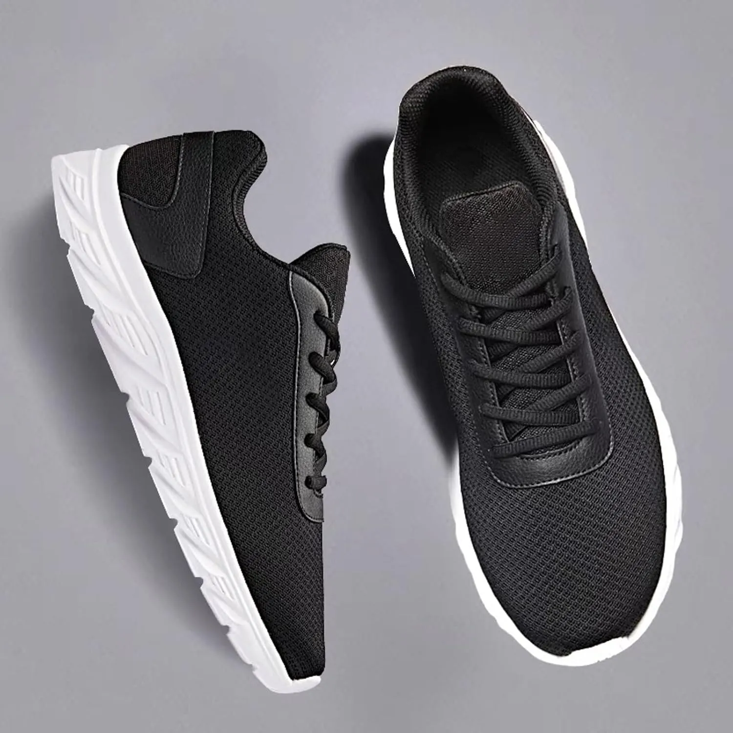 Men's Athletic Lace-Up Sneakers Breathable Mesh Lightweight Comfortable Walking Shoes for Gym Training, Jogging & Daily Sports Simple Solid Color Fashion Summer Sneaker