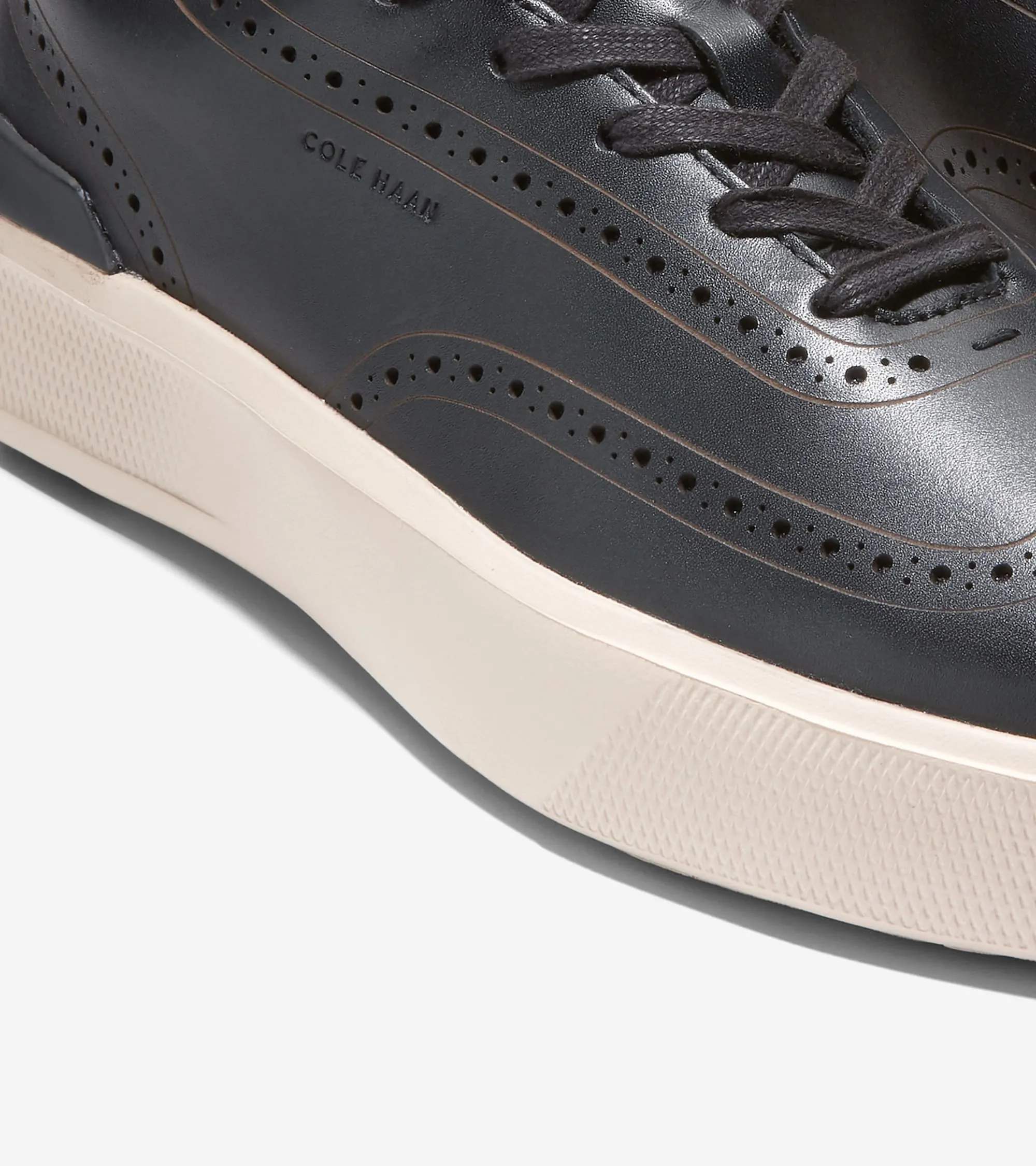 Men's GrandPrø Crew Wingtip Sneaker