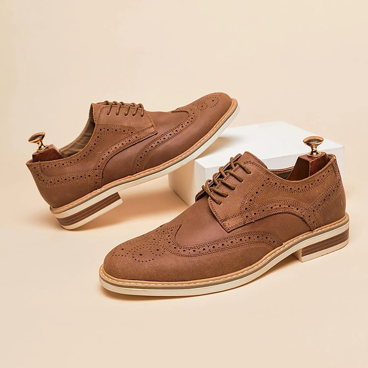 Men's Suede lace-up Brogue Wingtip Oxford Shoes Fashion Pointed Toe Classic Business Oxfords Shoes Wedding Business Dress Leather Shoes
