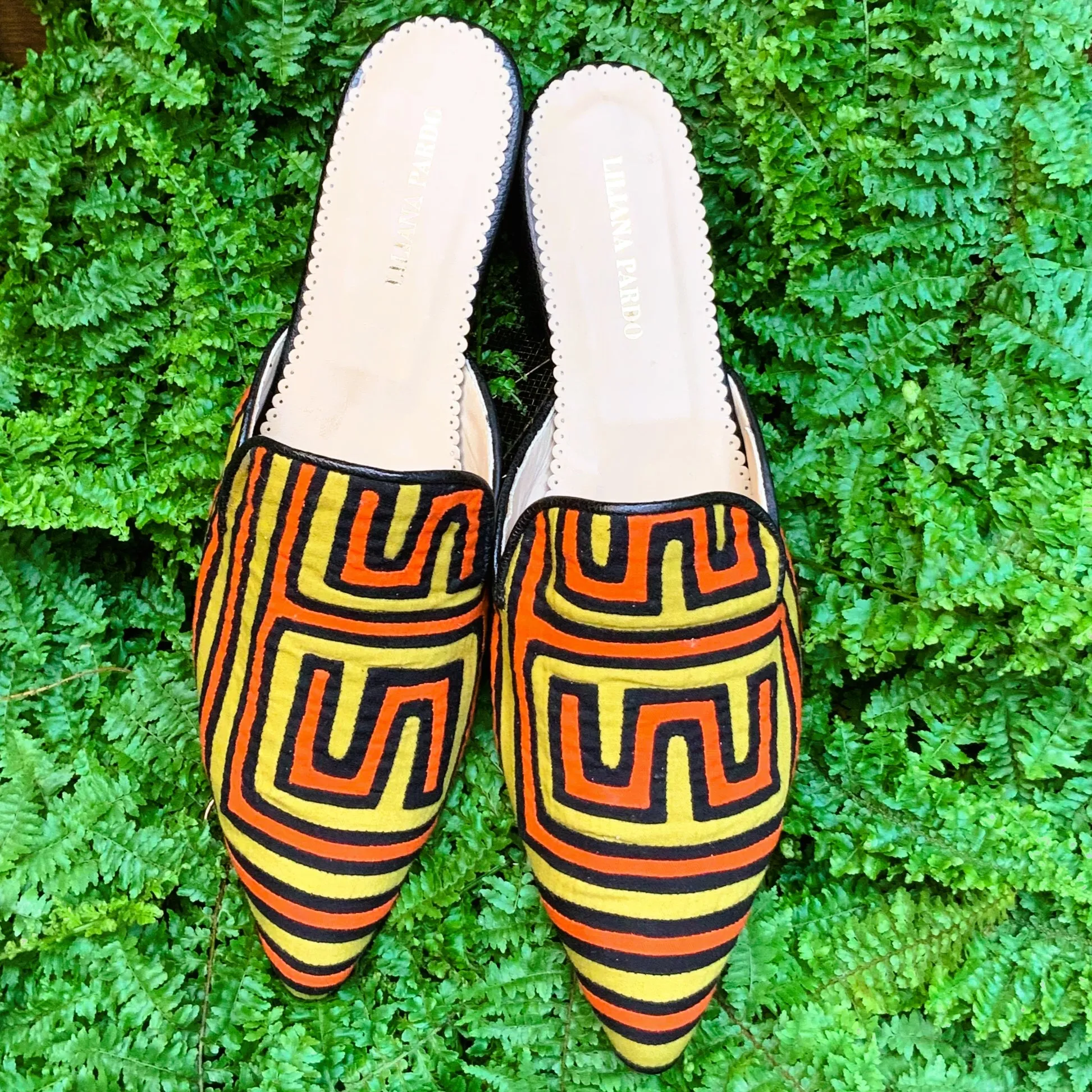 Mola Mule | Orange Dark Yellow
