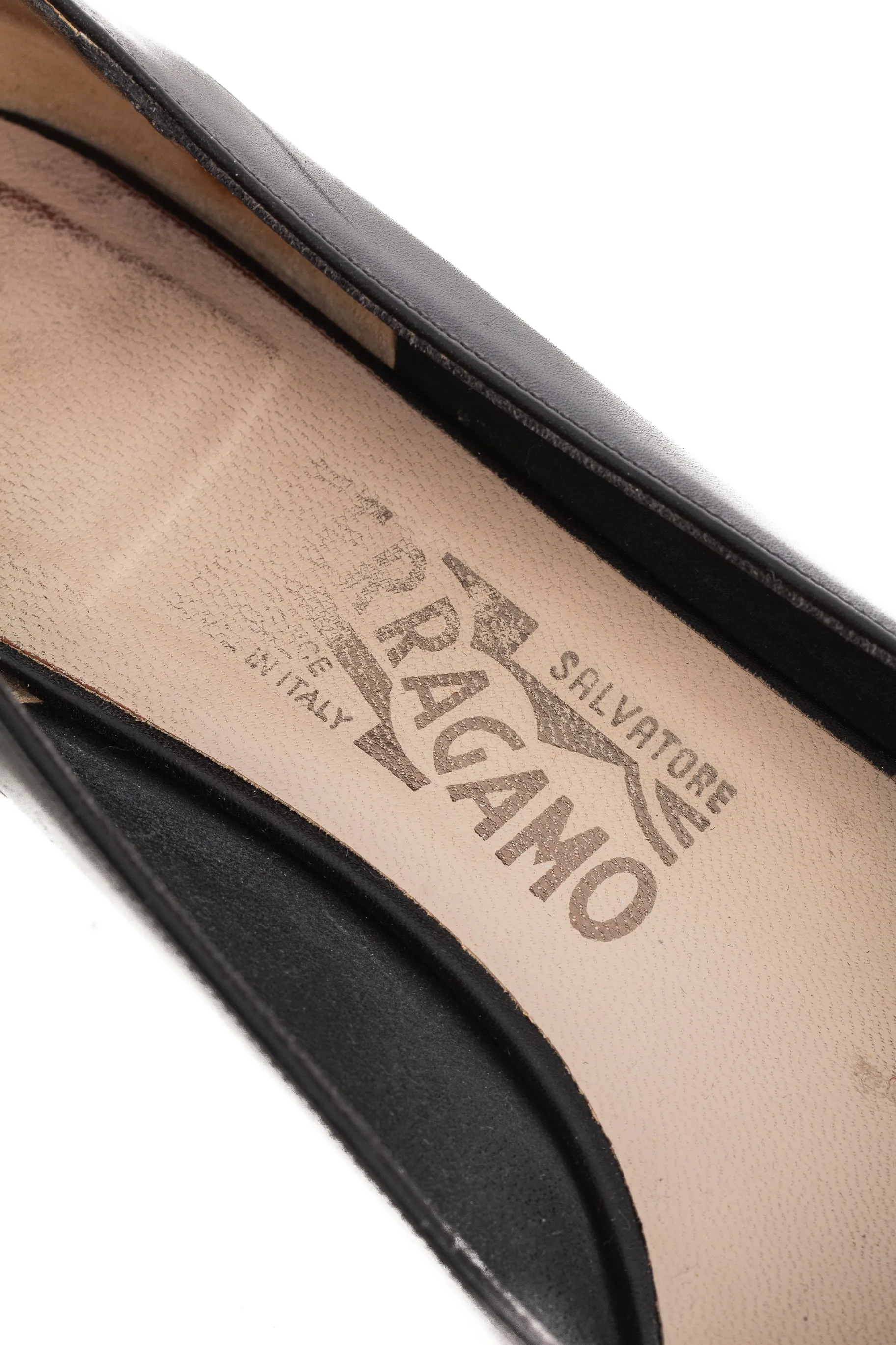 Salvatore Ferragamo, 8 USA