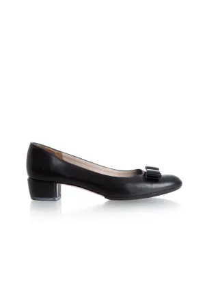 Salvatore Ferragamo, 8 USA