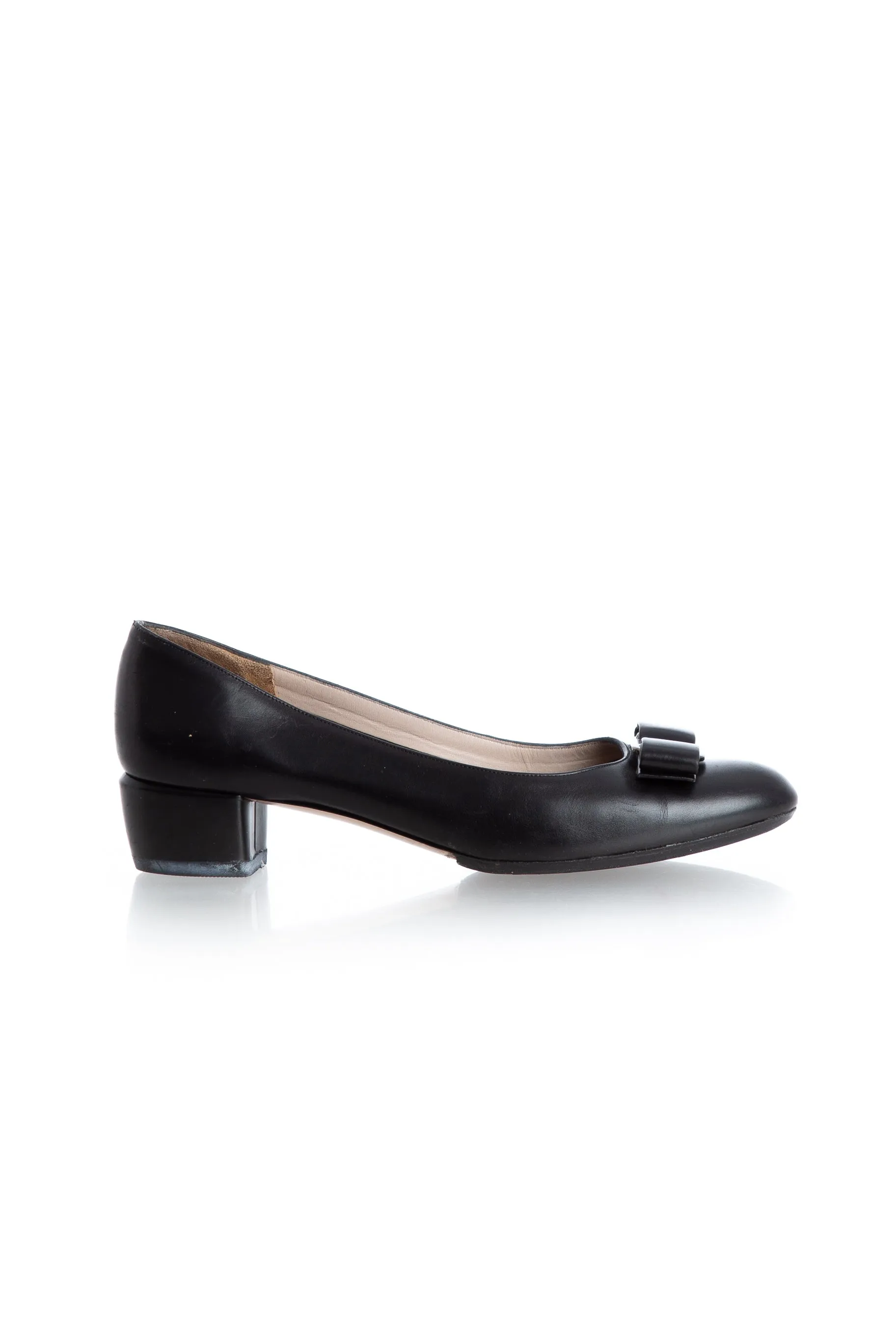 Salvatore Ferragamo, 8 USA