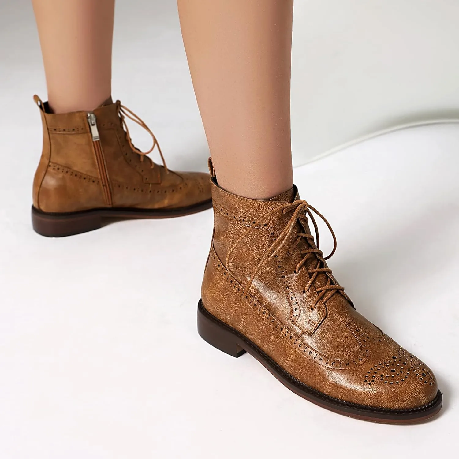 SEIFIN Women's Wingtip Oxford Boot Combat Boots Side Zip Ankle Motorcycle Boots Dressy Lace Up Wingtip Brogue Short Booties