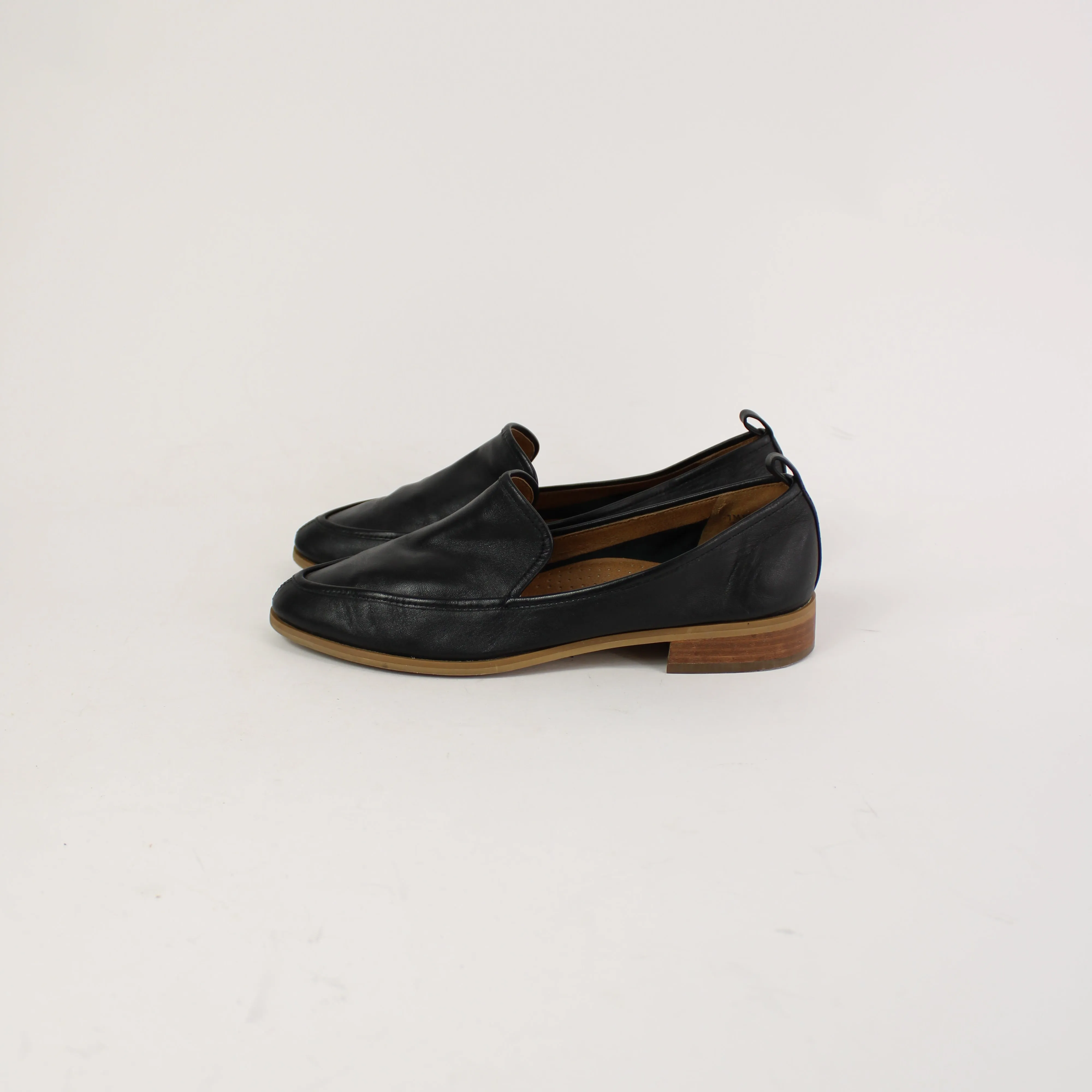 Susina Black Loafer Flats