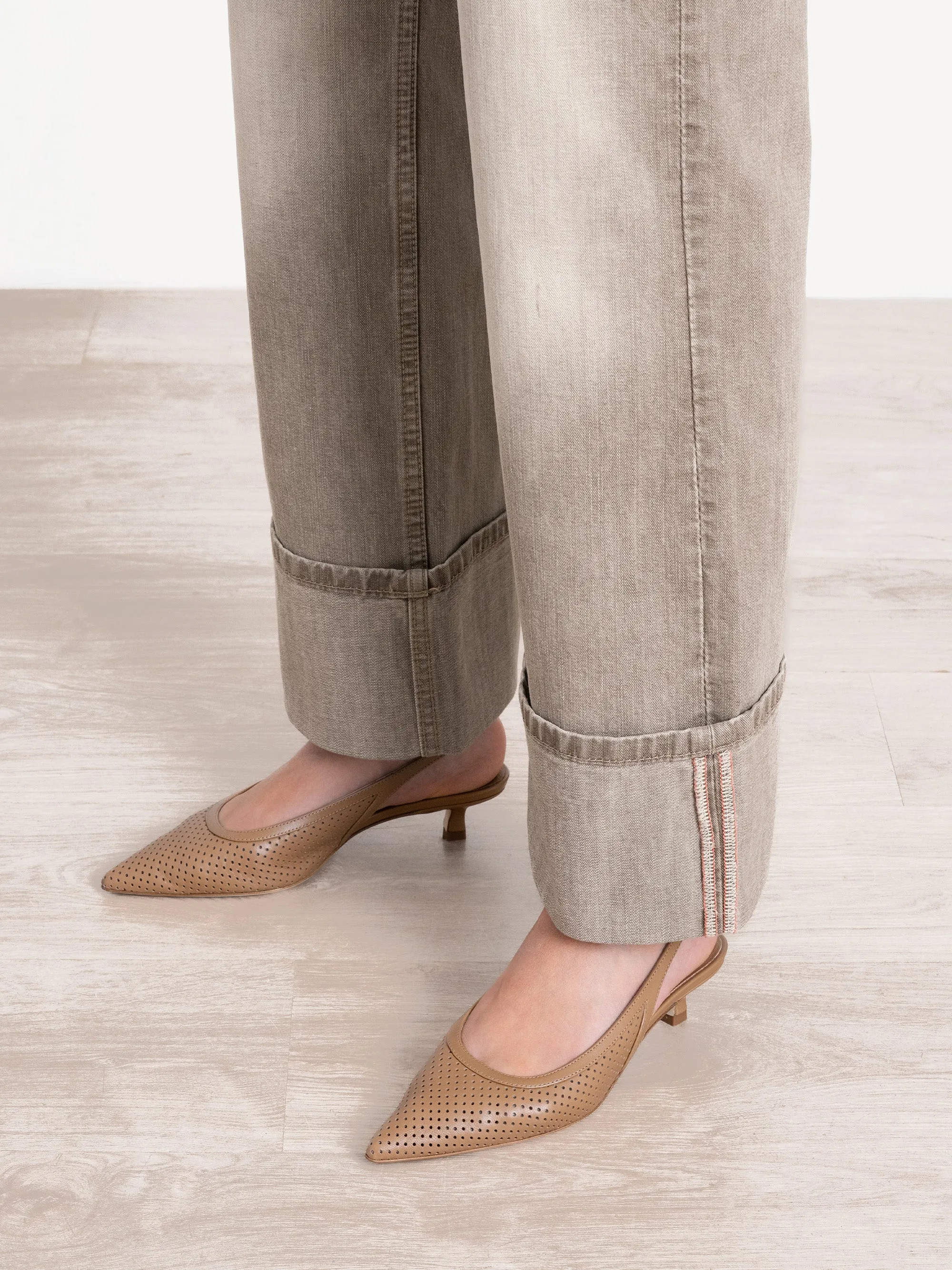 The Lisinda Lattice (Sample Sale)