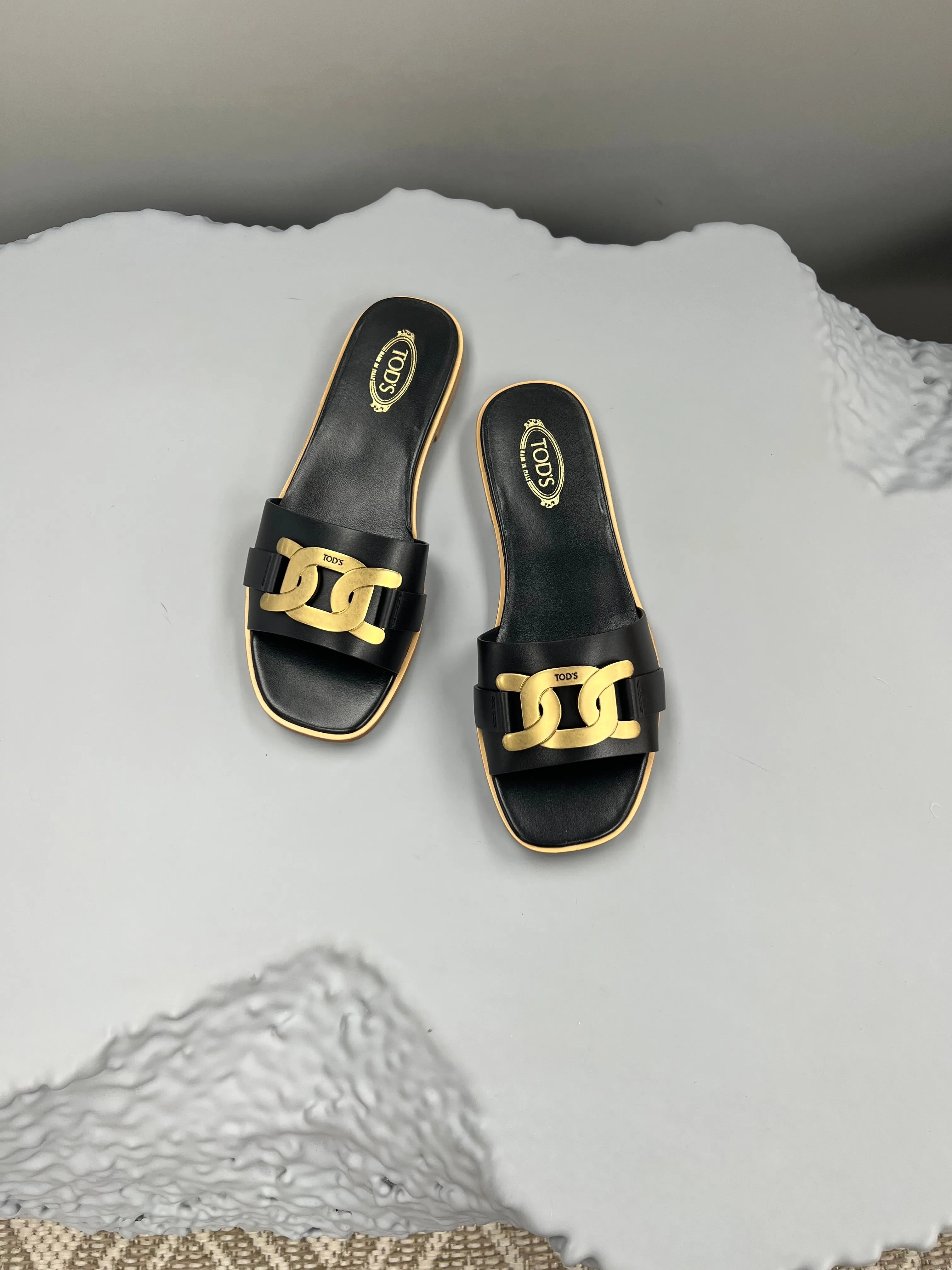 Tod's Fascia Catena Sandal Black