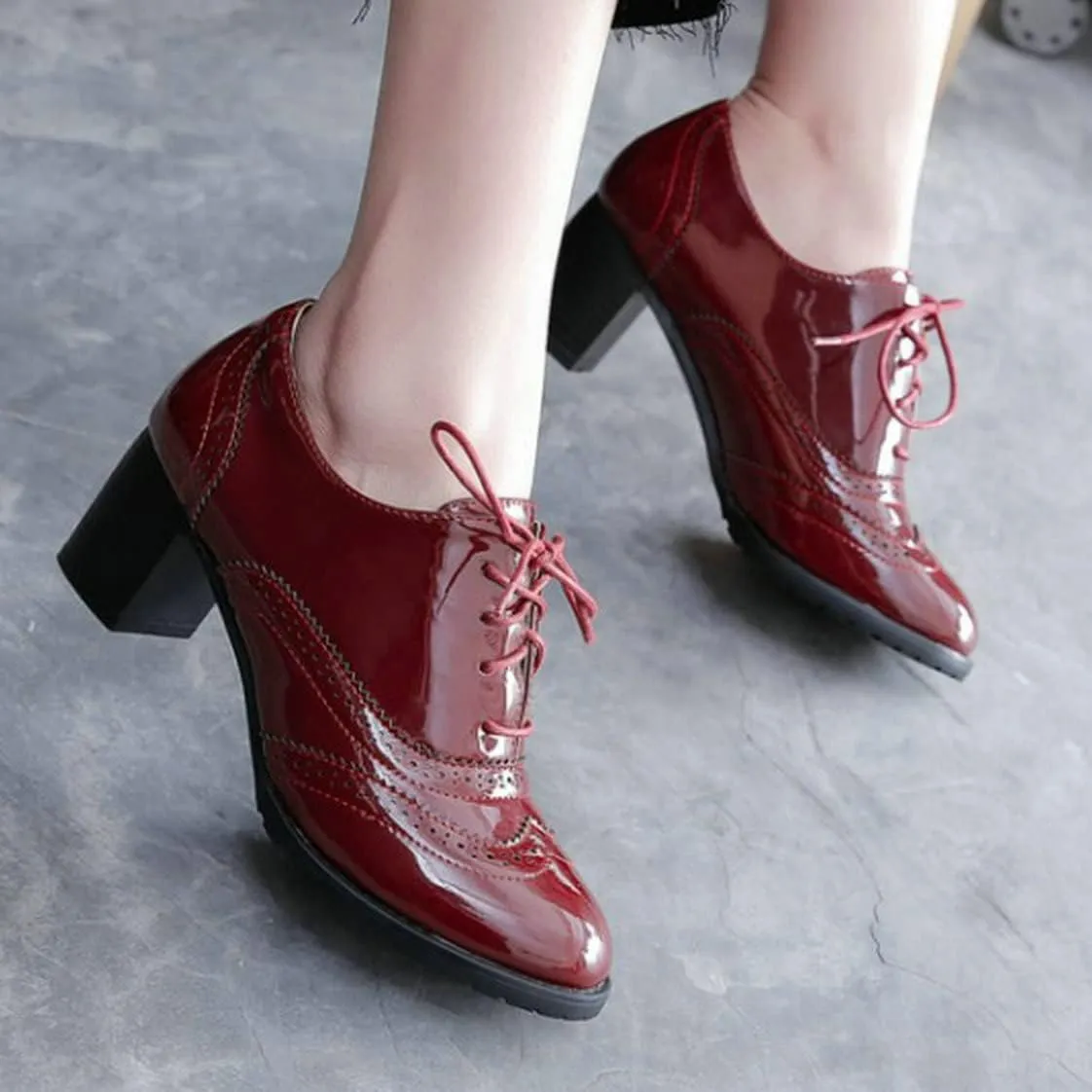 UniqueStride Womens Vintage Brogues Oxford Lace up Chunky Mid Heel Pumps Closed Round Toe Wingtip Patent Leather Shoes