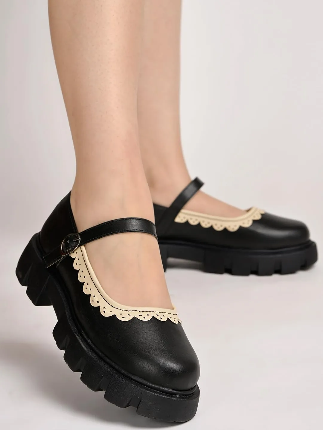 Women's Mary Janes Platform Dress Shoes – Low Heel Chunky Pumps with Round Toe, Ankle Strap, and Classic Oxford Design