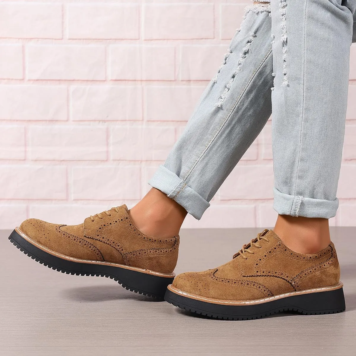 Women's Oxfords Classic Lace Up Vintage Round Toe Platform Casual Wingtip Brogues Low Heel Dress Shoes