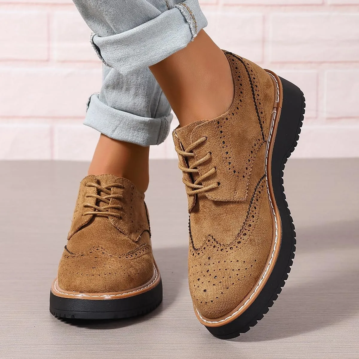 Women's Oxfords Classic Lace Up Vintage Round Toe Platform Casual Wingtip Brogues Low Heel Dress Shoes